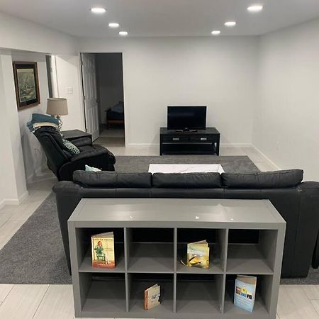 2 Bedroom Apartment- Close To Hershey Park, Hollywood Casino And Downtown Harrisburg Bagian luar foto
