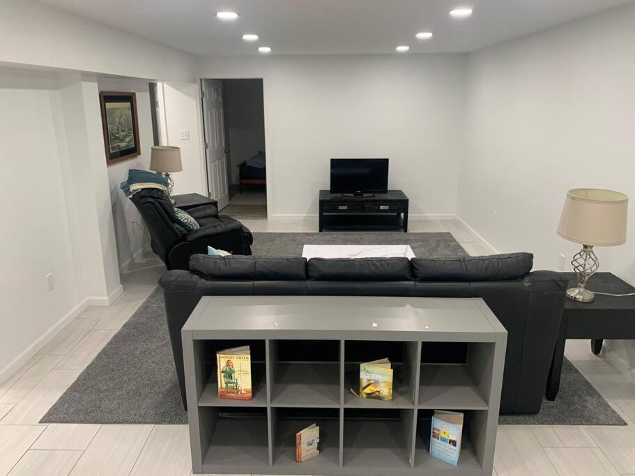2 Bedroom Apartment- Close To Hershey Park, Hollywood Casino And Downtown Harrisburg Bagian luar foto