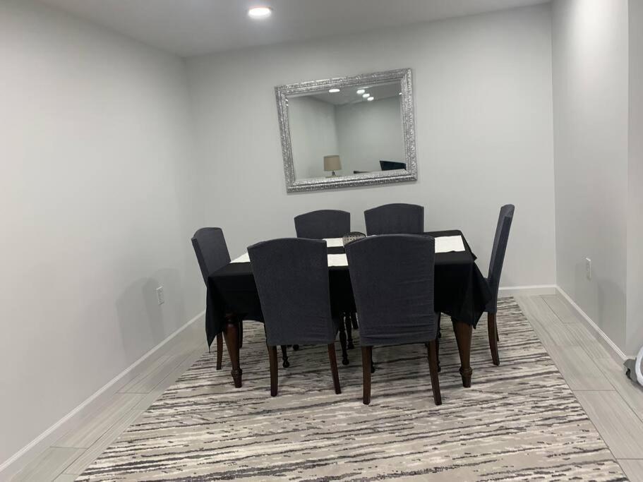 2 Bedroom Apartment- Close To Hershey Park, Hollywood Casino And Downtown Harrisburg Bagian luar foto