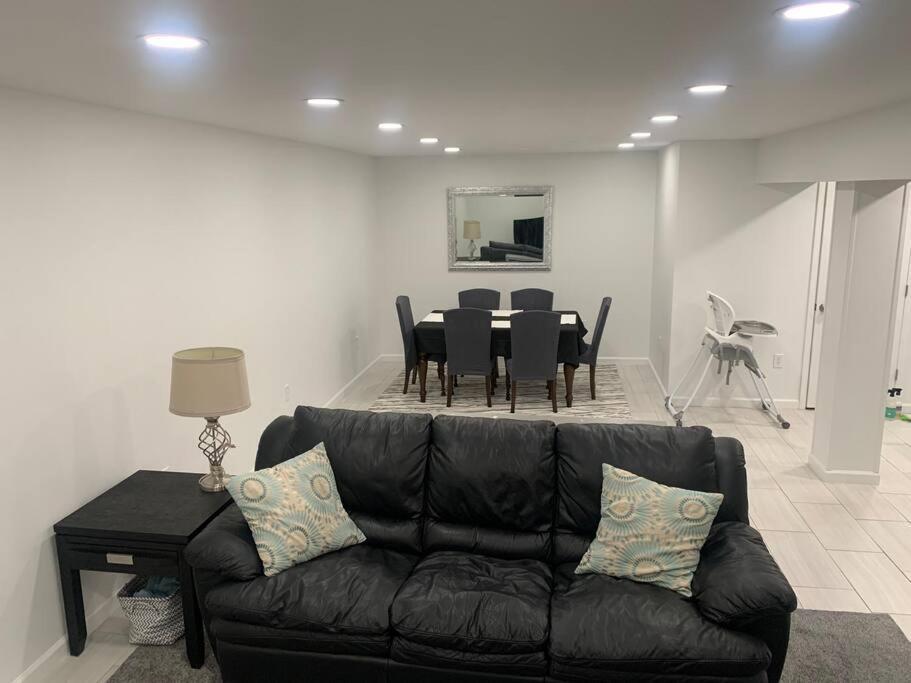 2 Bedroom Apartment- Close To Hershey Park, Hollywood Casino And Downtown Harrisburg Bagian luar foto